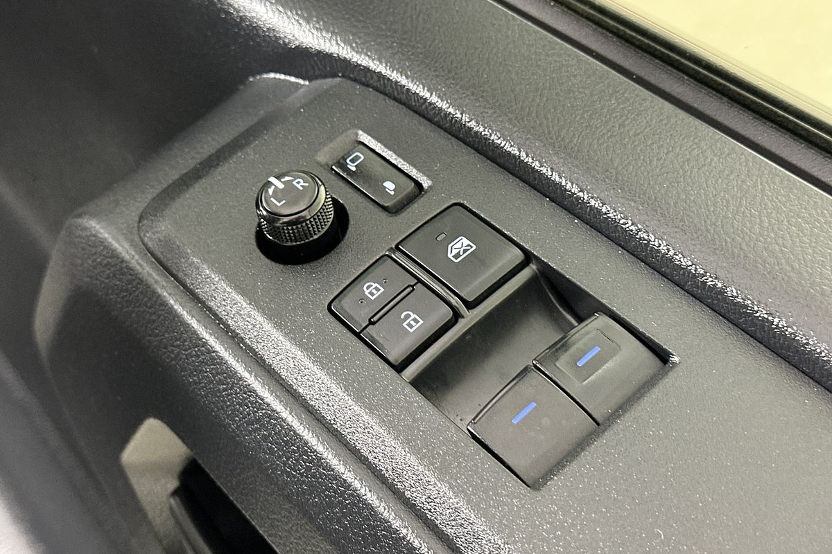 2019 Toyota HIACE LWB GDH300R LWB