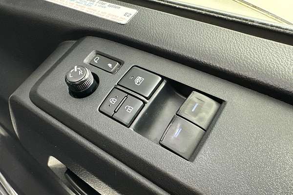2019 Toyota HIACE LWB GDH300R LWB