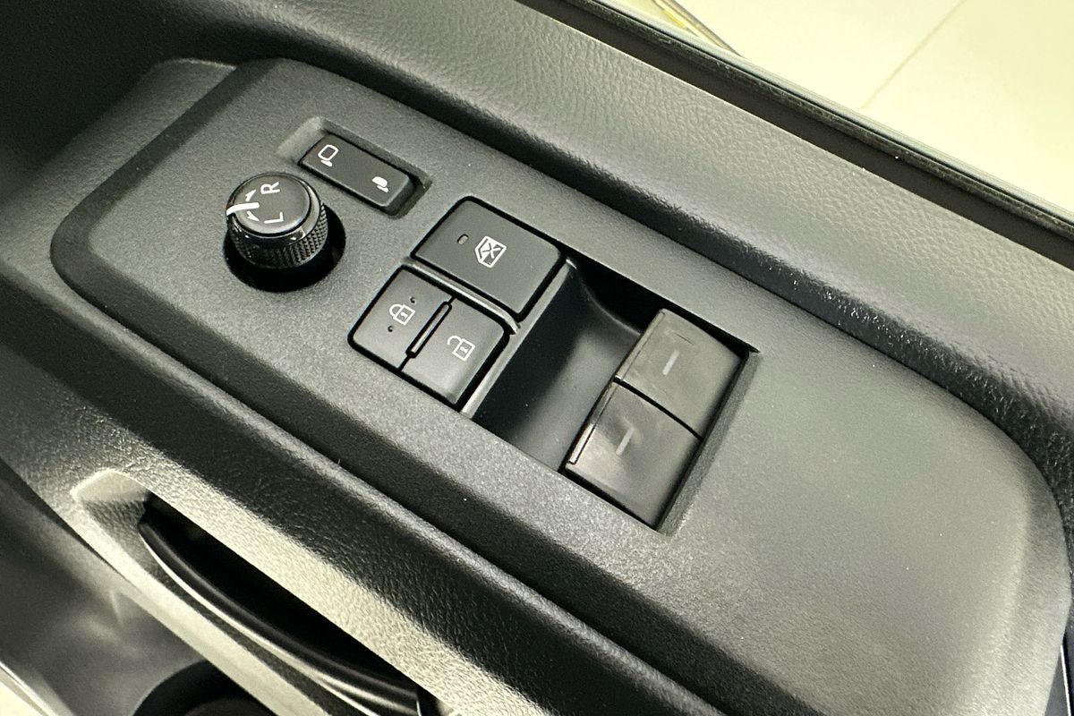 2020 Toyota HIACE LWB GDH300R LWB