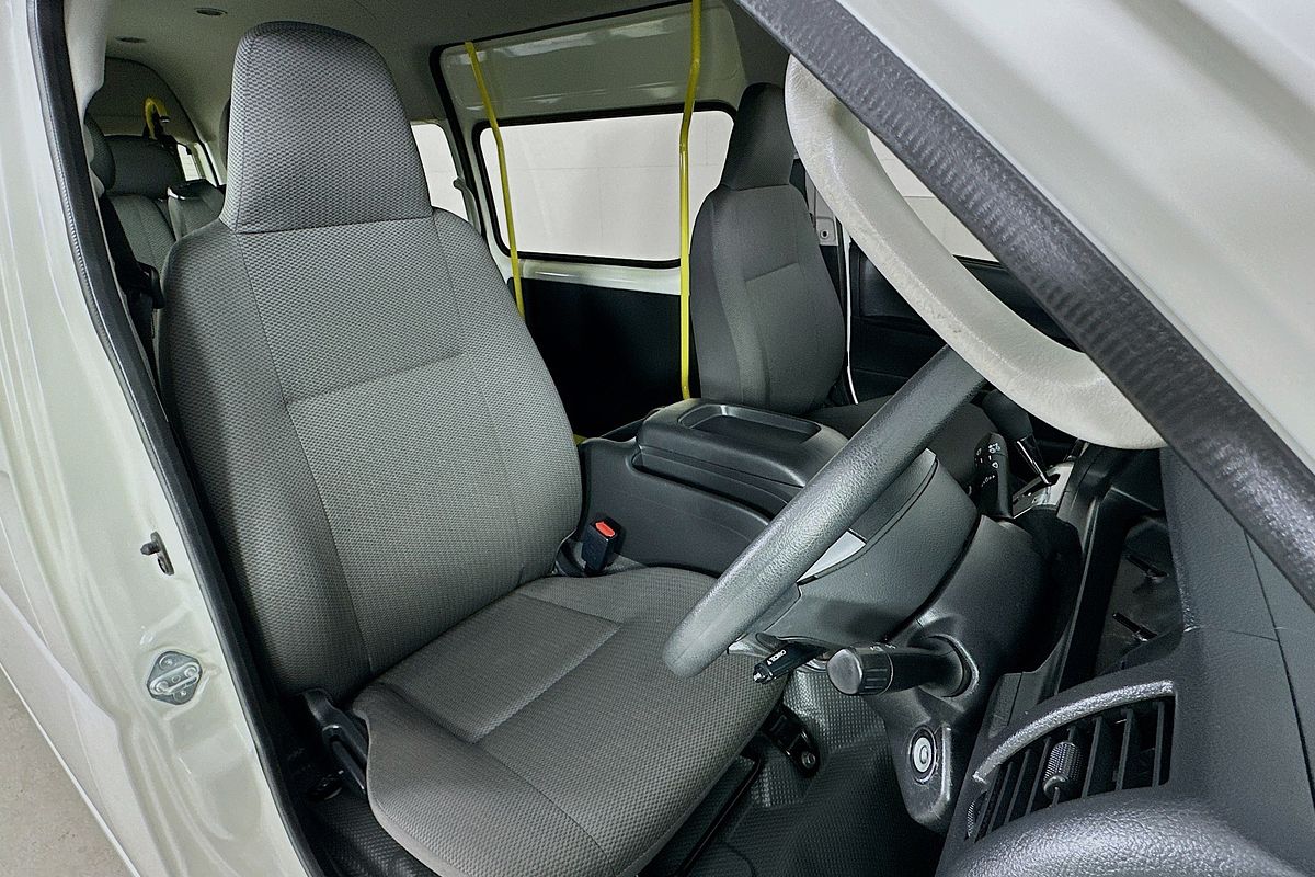 2019 Toyota Hiace COMMUTER (12 SEATS) KDH223R MY16