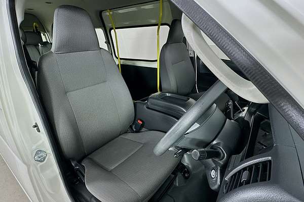 2019 Toyota Hiace COMMUTER (12 SEATS) KDH223R MY16