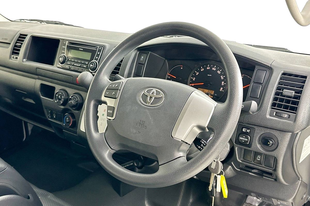 2017 Toyota Hiace COMMUTER KDH223R MY16