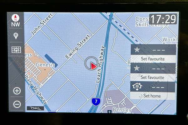 2021 Toyota Hiace SLWB COMMUTER (12 SEATS) GDH322R