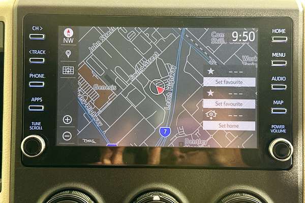 2021 Toyota Hiace SLWB COMMUTER (12 SEATS) GDH322R