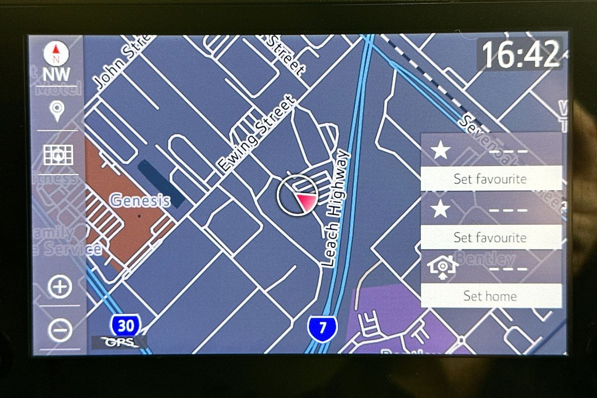 2022 Toyota Hiace SLWB COMMUTER (12 SEATS) GDH322R