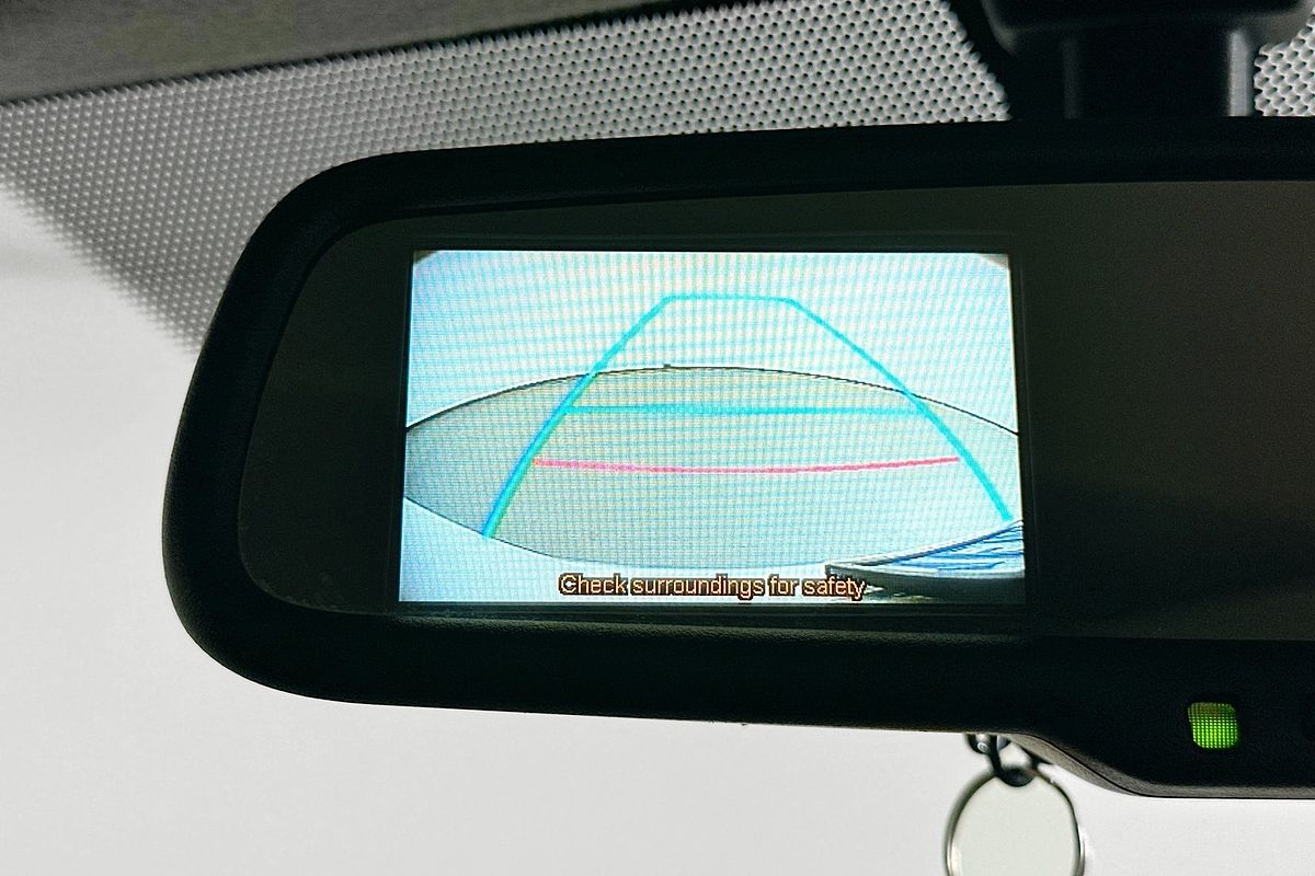 2016 Toyota HIACE LWB TRH201R MY16 LWB