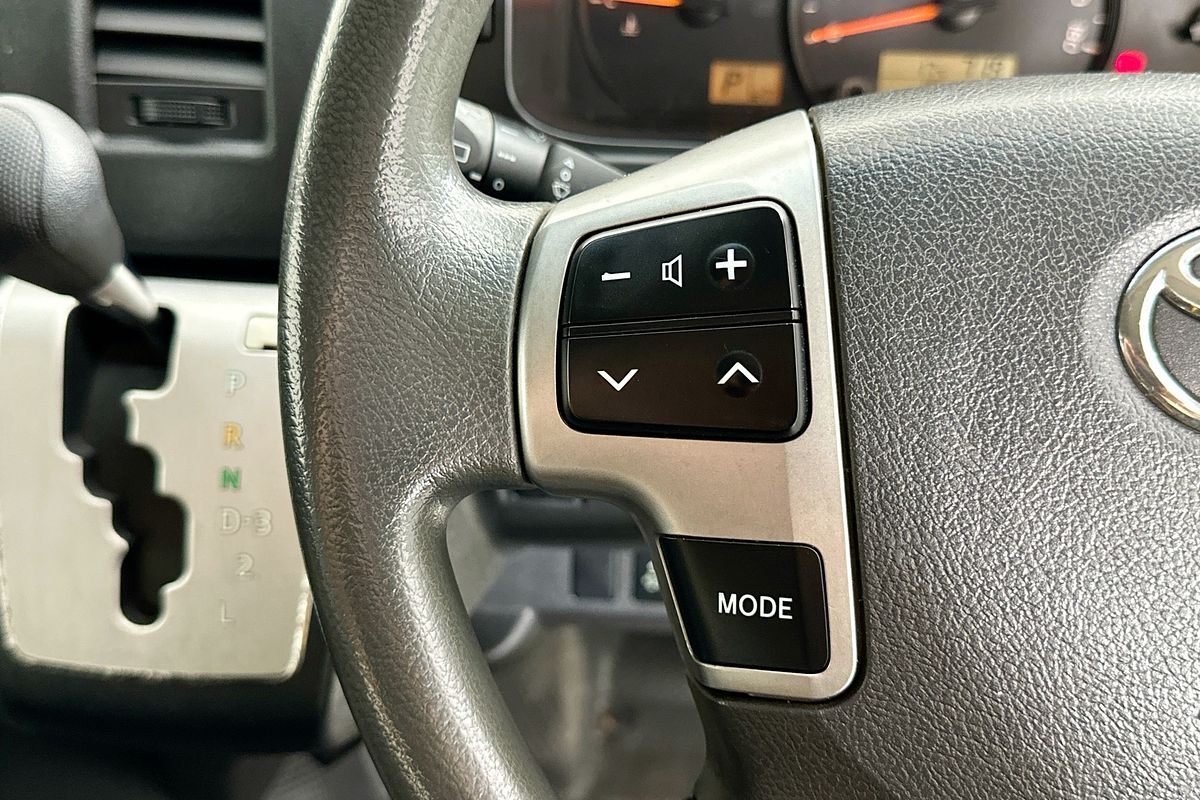 2018 Toyota HIACE COMMUTER (12 SEATS) KDH223R MY16 ELWB High Roof