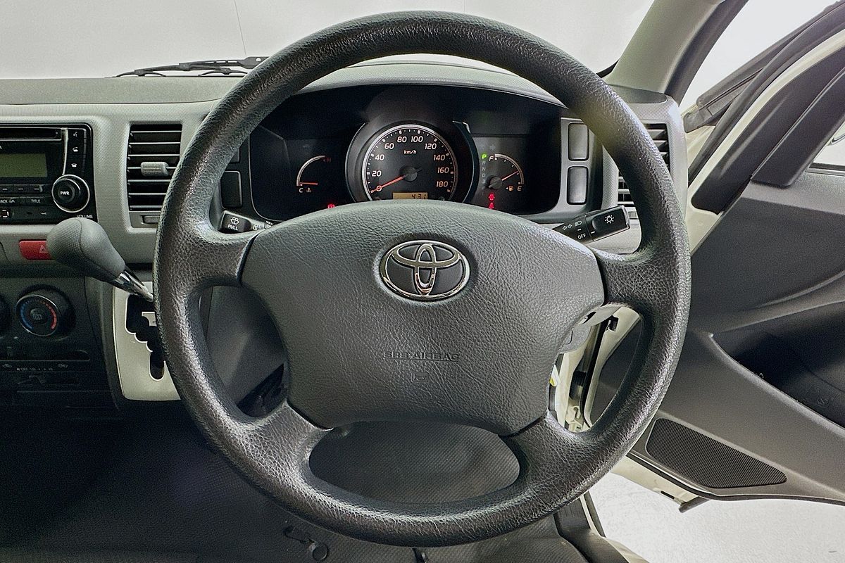 2011 Toyota HIACE COMMUTER KDH223R MY11 UPGRADE