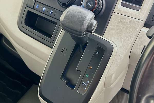 2019 Toyota HIACE LWB GDH300R