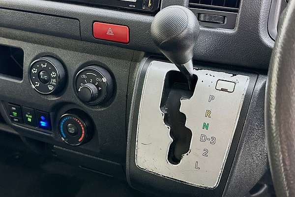 2018 Toyota HIACE COMMUTER (12 SEATS) KDH223R MY16 ELWB High Roof