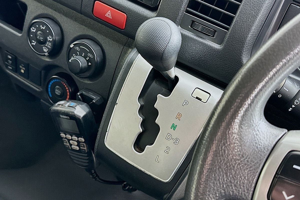 2018 Toyota HIACE COMMUTER KDH223R MY16