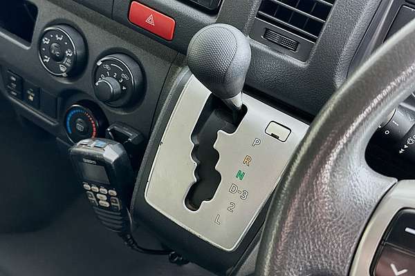 2018 Toyota HIACE COMMUTER KDH223R MY16
