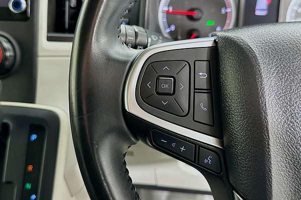 2021 Toyota HIACE SLWB COMMUTER (12 SEATS) GDH322R