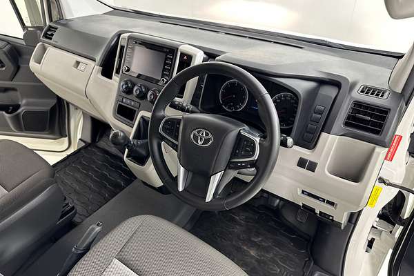 2019 Toyota HIACE LWB GDH300R REAR WHEEL DRIVE LWB