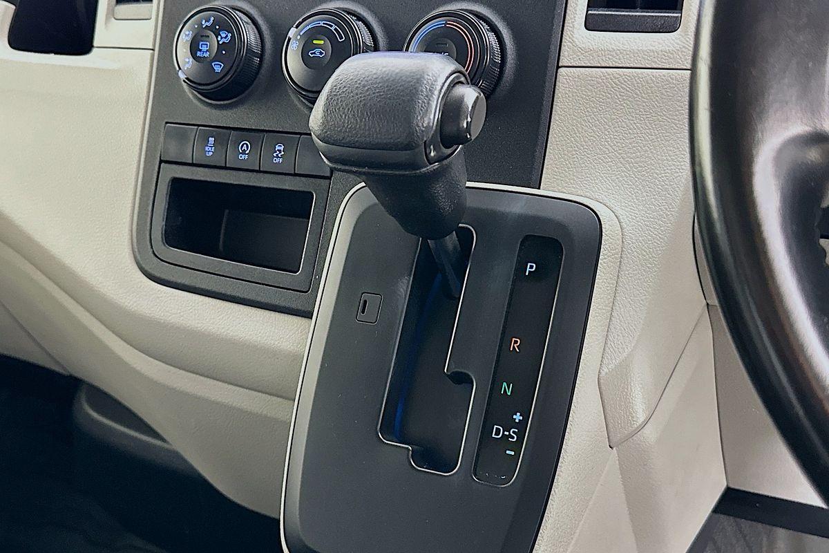 2019 Toyota HIACE LWB GDH300R LWB