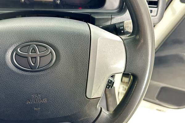 2017 Toyota Hiace COMMUTER (12 SEATS) KDH223R MY16