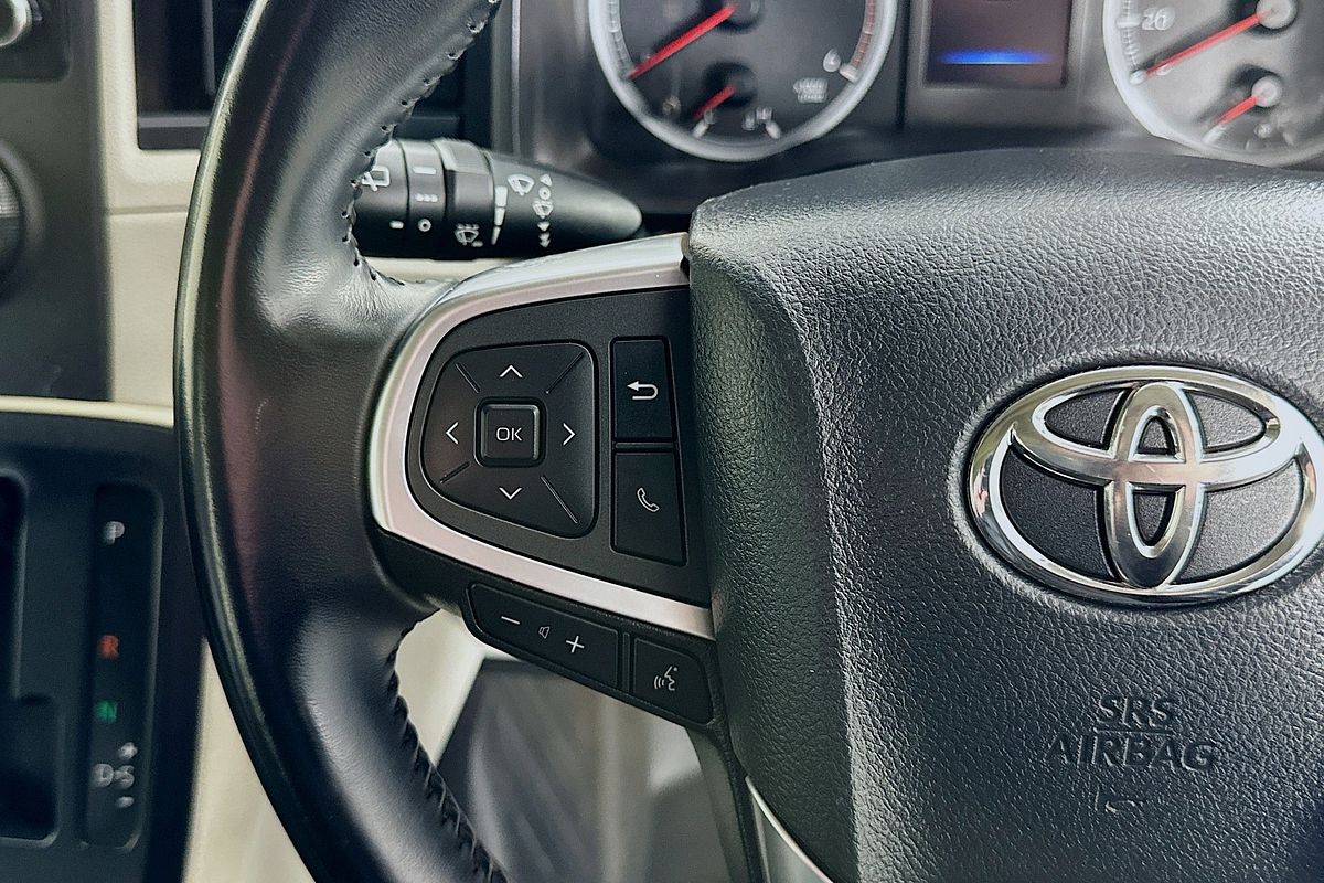 2019 Toyota Hiace COMMUTER (12 SEATS) GDH322R