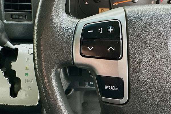 2018 Toyota HIACE COMMUTER (12 SEATS) KDH223R MY16 ELWB High Roof