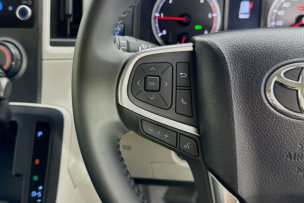 2025 Toyota Hiace SLWB COMMUTER (12 SEATS) GDH322R