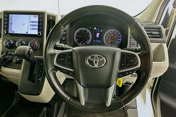 2020 Toyota HIACE Commuter GDH322R