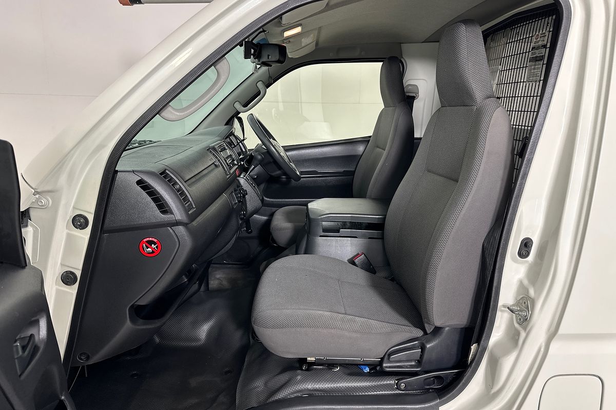 2017 Toyota HIACE LWB KDH201R MY16 LWB