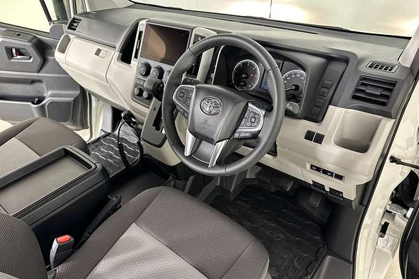 2025 Toyota Hiace SLWB COMMUTER (12 SEATS) GDH322R