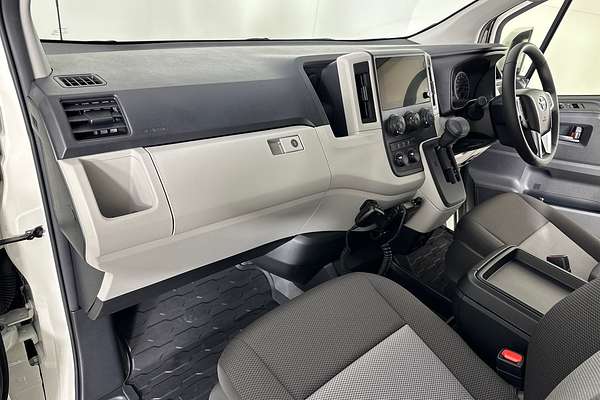 2025 Toyota Hiace SLWB COMMUTER (12 SEATS) GDH322R