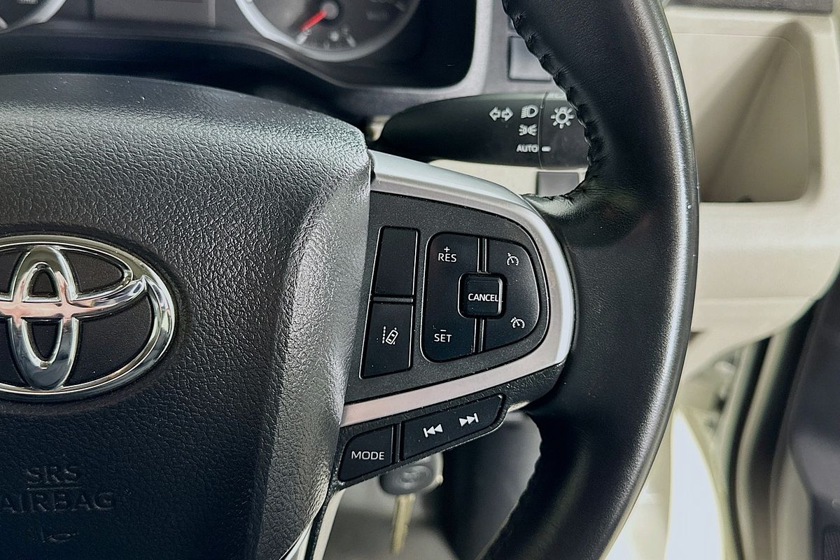 2019 Toyota HIACE COMMUTER (12 SEATS) GDH322R