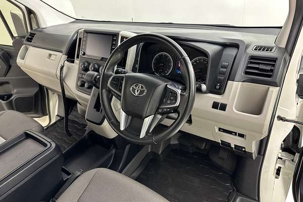 2023 Toyota Hiace SLWB COMMUTER (12 SEATS) GDH322R