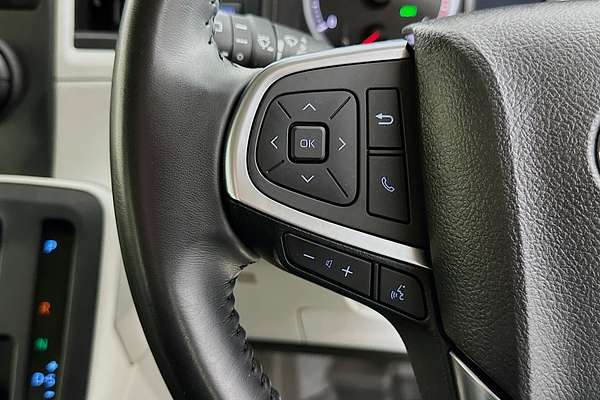 2022 Toyota Hiace SLWB COMMUTER (12 SEATS) GDH322R