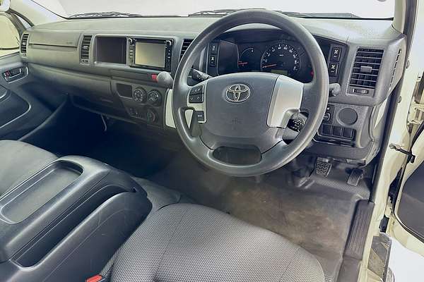 2018 Toyota Hiace COMMUTER KDH223R MY16