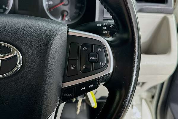 2020 Toyota Hiace COMMUTER (12 SEATS) GDH322R