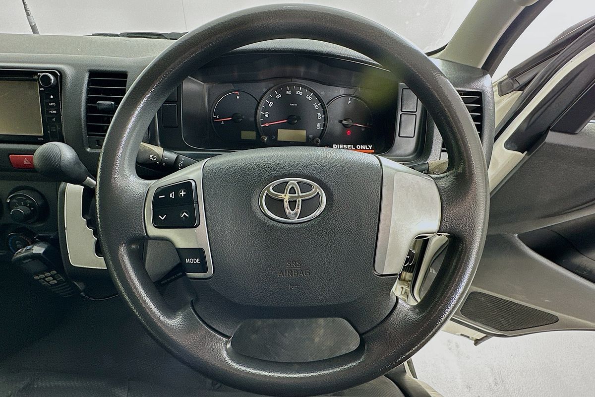 2018 Toyota HIACE COMMUTER KDH223R MY16