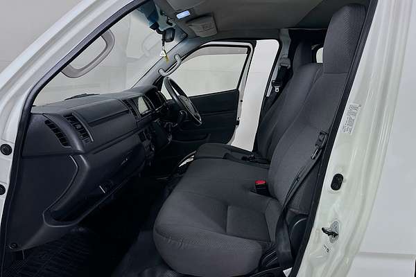 2017 Toyota HIACE LWB KDH201R MY16 LWB