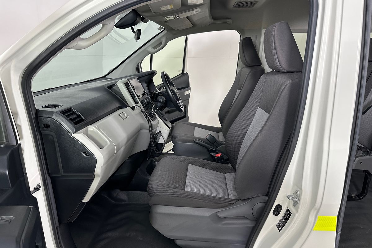 2021 Toyota HIACE SLWB COMMUTER (12 SEATS) GDH322R