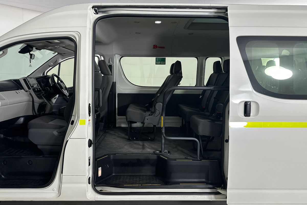 2022 Toyota Hiace SLWB COMMUTER (12 SEATS) GDH322R