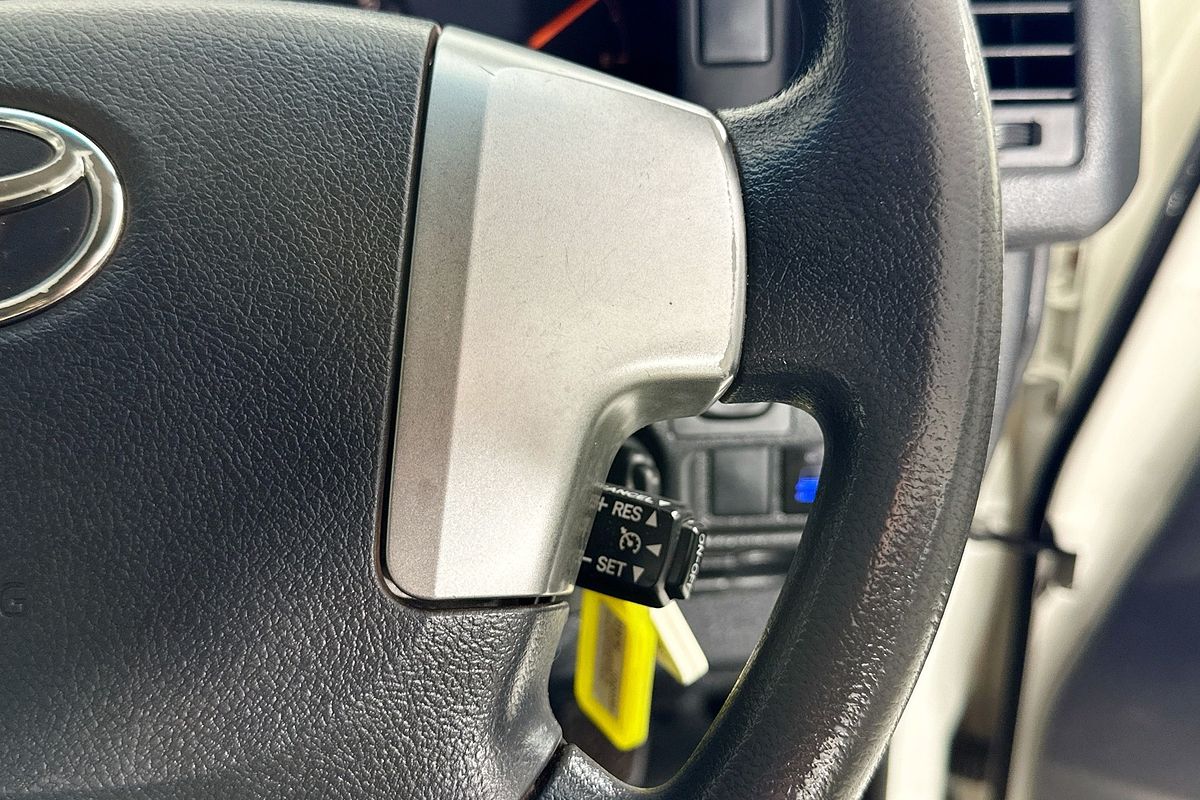 2018 Toyota HIACE COMMUTER KDH223R MY16 ELWB High Roof