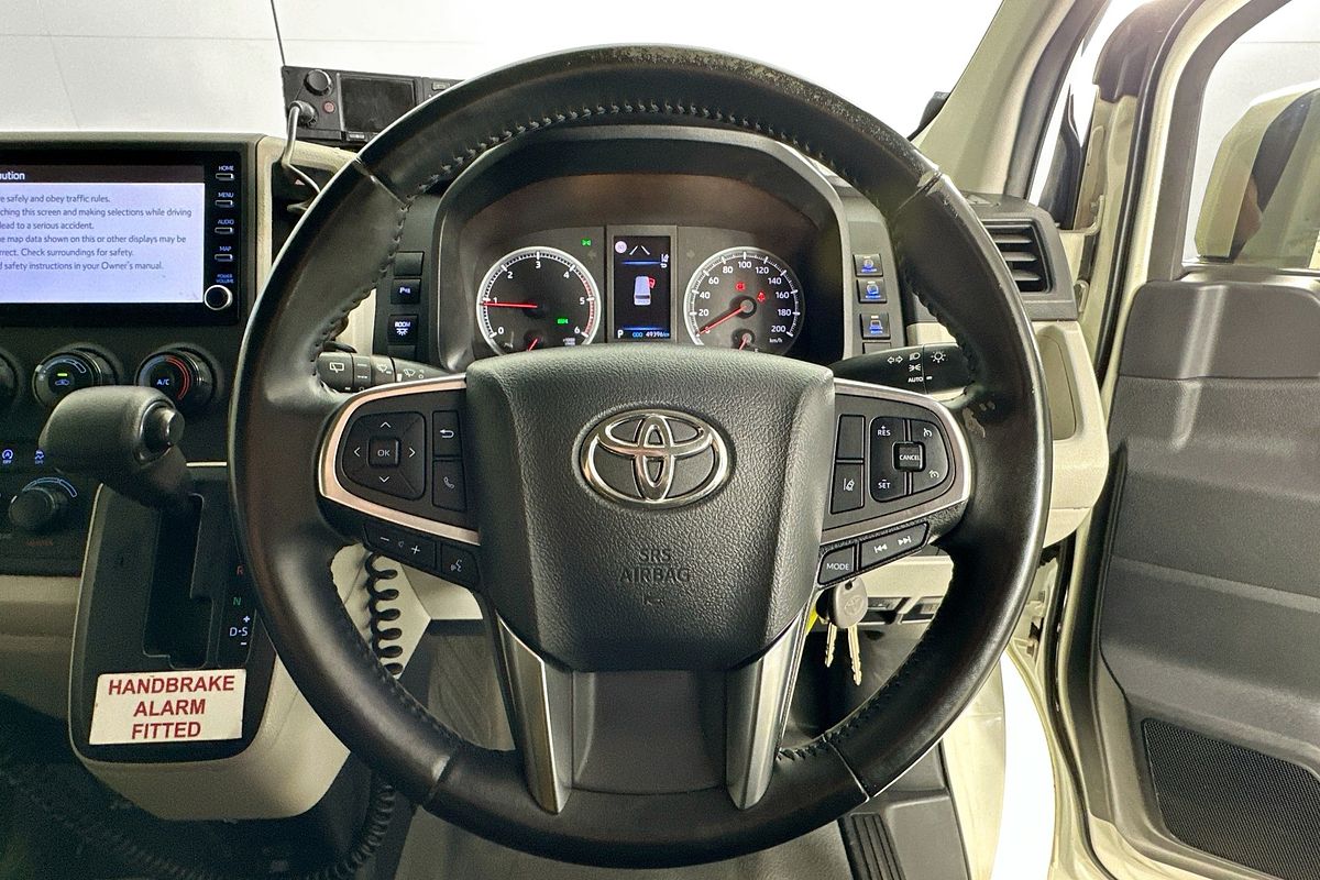 2021 Toyota Hiace SLWB COMMUTER (12 SEATS) GDH322R