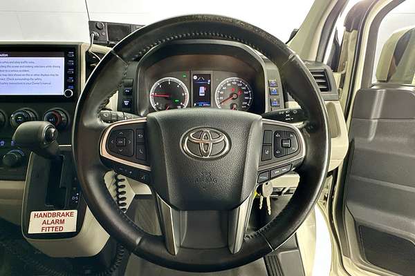 2021 Toyota Hiace SLWB COMMUTER (12 SEATS) GDH322R