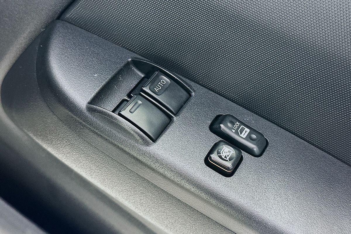 2016 Toyota Hiace KDH221R