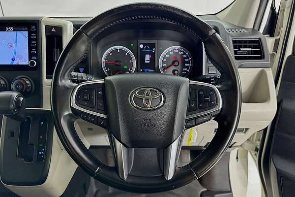 2021 Toyota Hiace Commuter GDH322R