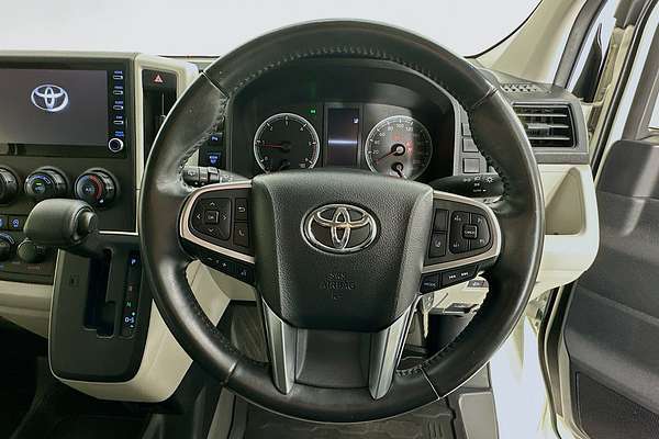2020 Toyota Hiace Commuter GDH322R