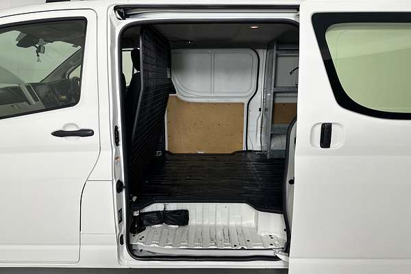 2019 Toyota HIACE LWB GDH300R LWB