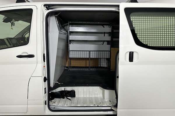 2019 Toyota HIACE LWB GDH300R LWB
