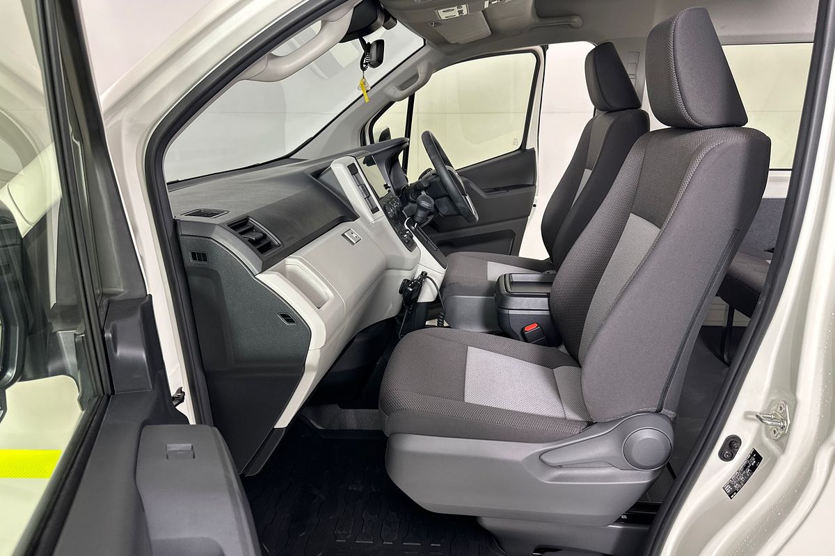 2025 Toyota Hiace SLWB COMMUTER (12 SEATS) GDH322R