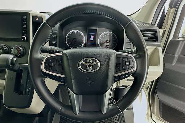 2021 Toyota HIACE SLWB COMMUTER (12 SEATS) GDH322R