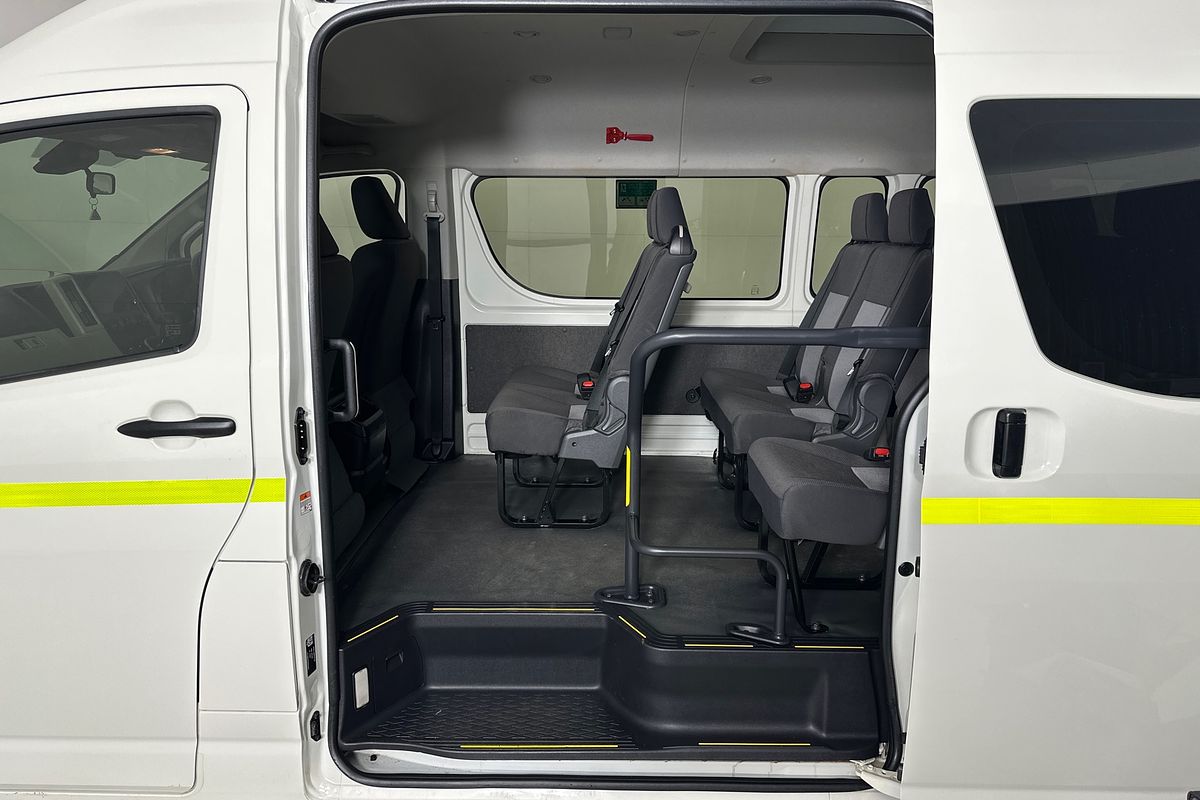 2024 Toyota Hiace SLWB COMMUTER (12 SEATS) GDH322R