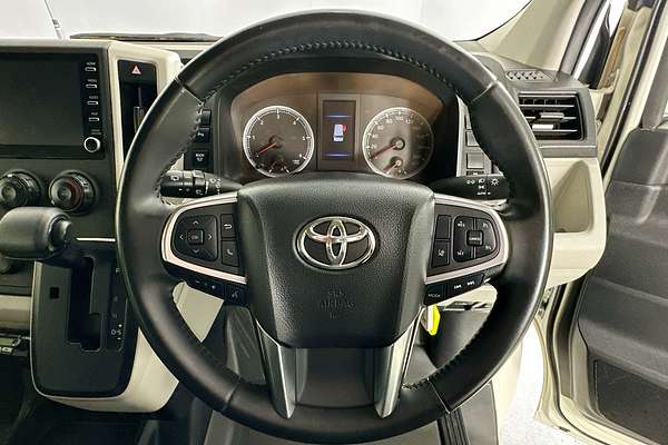 2021 Toyota Hiace SLWB COMMUTER (12 SEATS) GDH322R