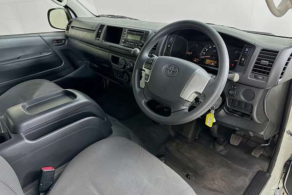 2017 Toyota Hiace COMMUTER (12 SEATS) KDH223R MY16