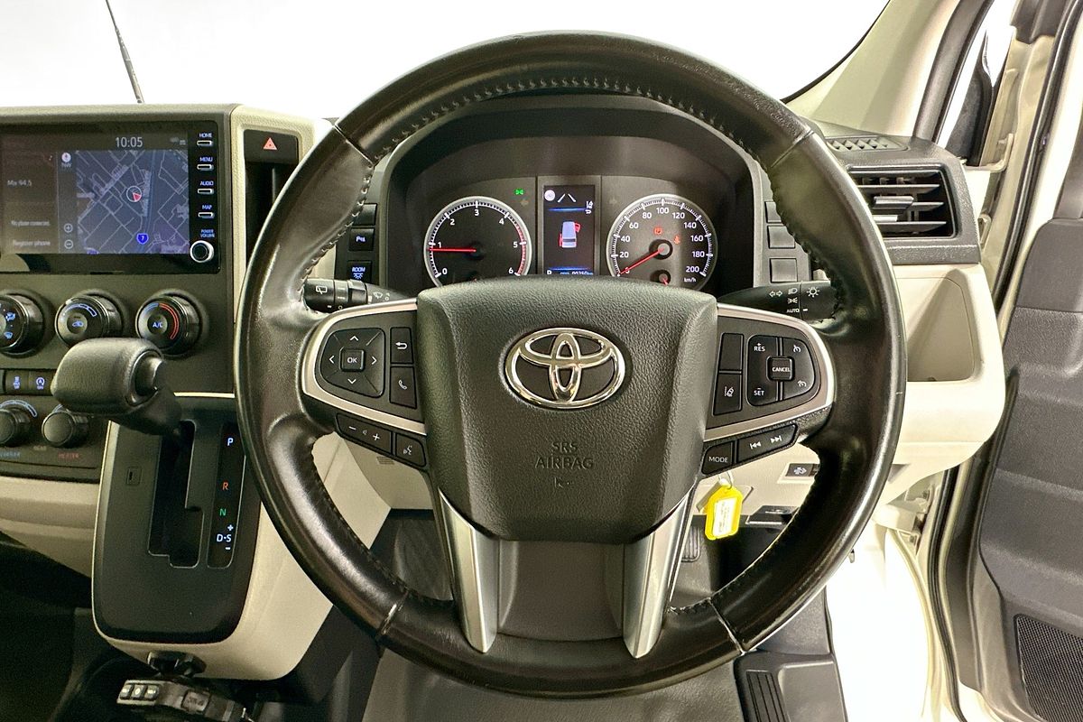 2022 Toyota Hiace SLWB COMMUTER (12 SEATS) GDH322R